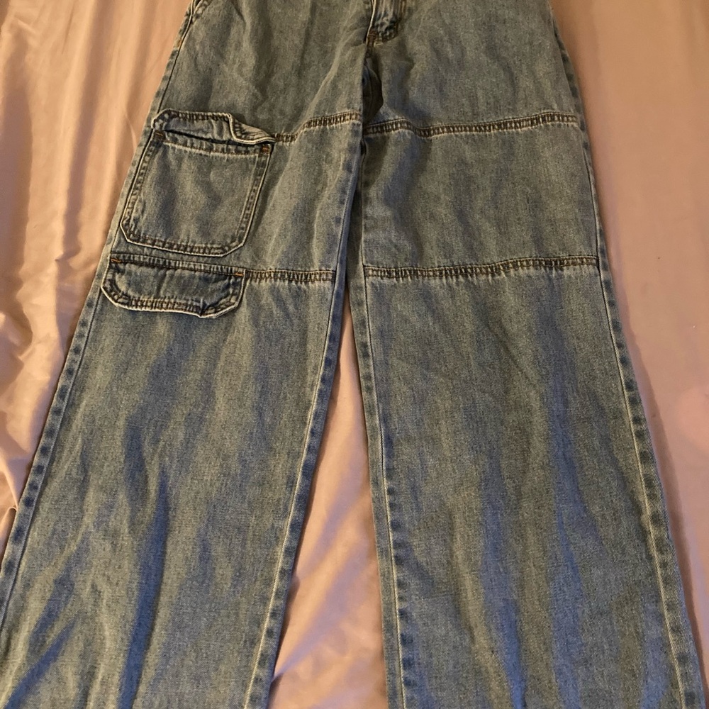 Forever 21 Women’s Denim Button-Fly Jeans